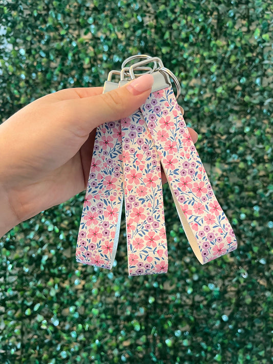 Floral wristlet keyring car key keychain.