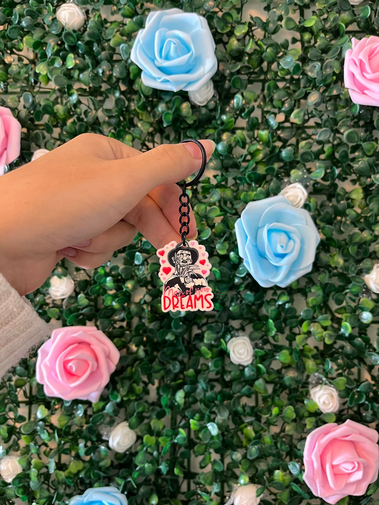 Scary movies keyrings with black enamel keyring chain.