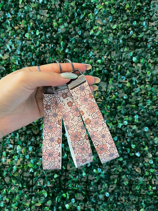 Floral wristlet keyring car key keychain.