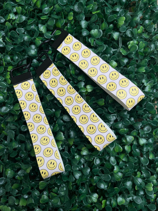 Smiley face wristlet keyring car key keychain.