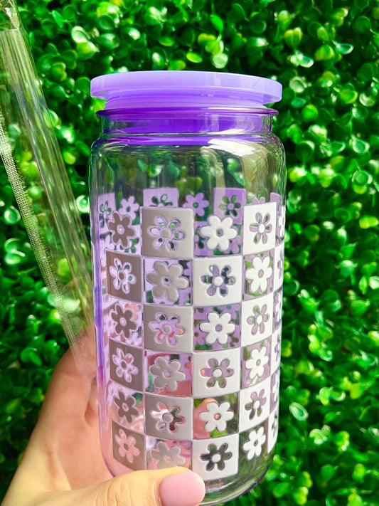 Lilac purple checkerboard flower floral design 16oz plastic acrylic libbey cup tumbler with straw.
